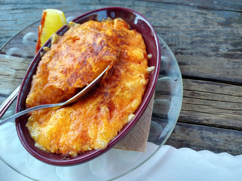 McGrews | restaurant | 33105 Redwood Hwy, OBrien, OR 97534, USA | 5415962202 OR +1 541-596-2202