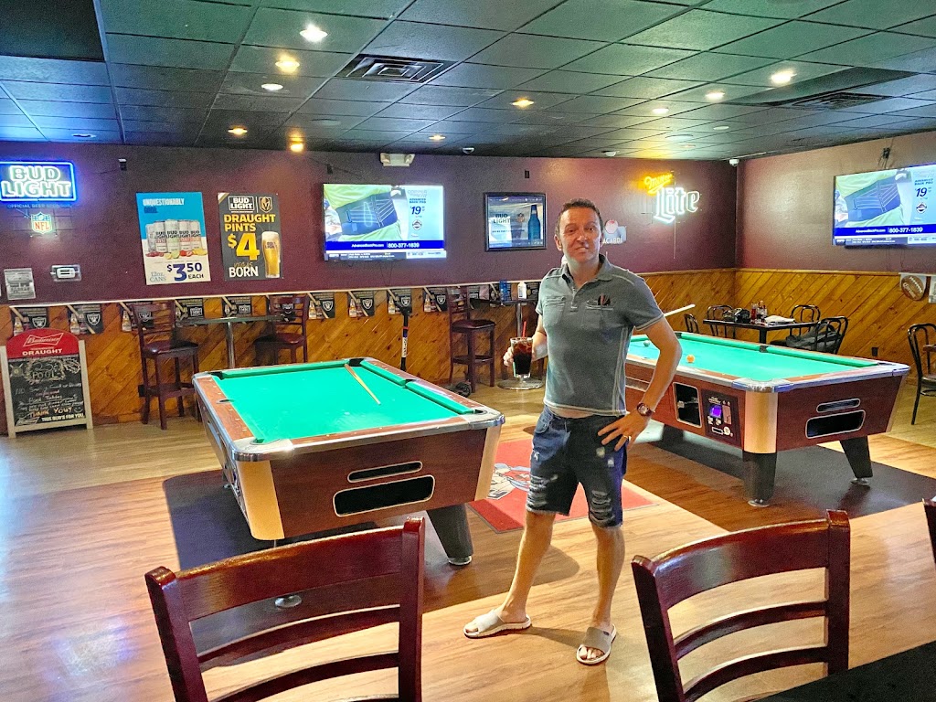 Paulies South Street Steaks | restaurant | 1645 N Lamb Blvd, Las Vegas, NV 89115, USA | 7024739474 OR +1 702-473-9474