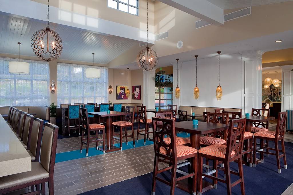 Ocean View Bar & Grill | restaurant | 710 Camino Del Mar, Del Mar, CA 92014, USA | 8587551501 OR +1 858-755-1501