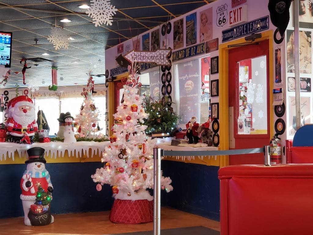 Gordos Diner | restaurant | 200 Edgeley Blvd, Concord, ON L4K 3Y8, Canada | 9057385003 OR +1 905-738-5003