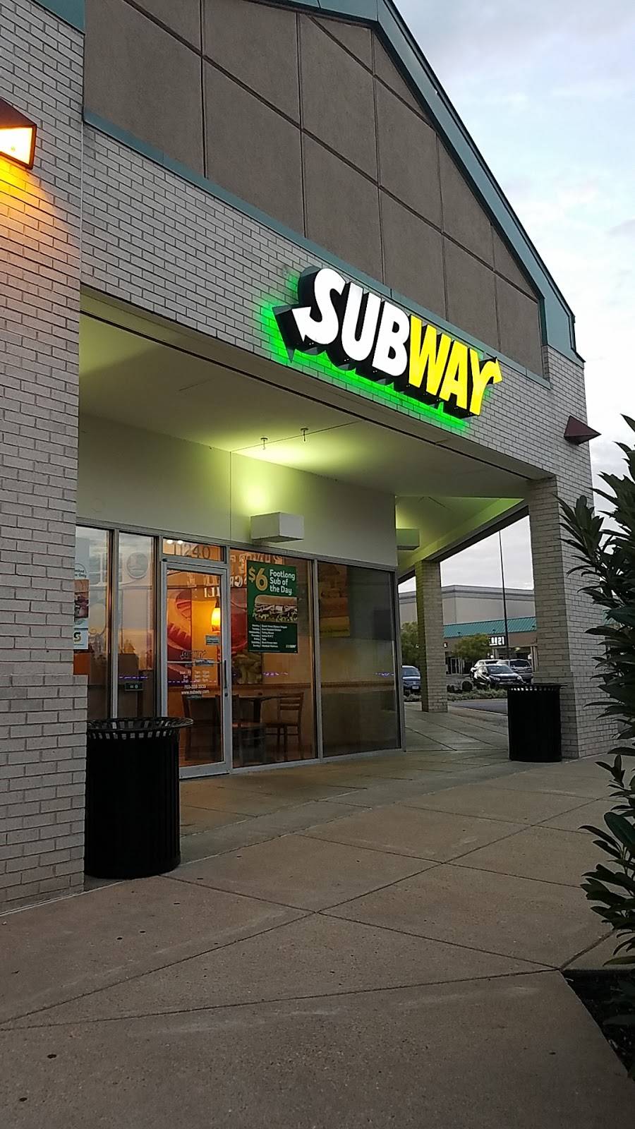 Subway | restaurant | 11240 James Swart Cir A01A, Court S/C, Fairfax, VA 22030, USA | 7033593939 OR +1 703-359-3939