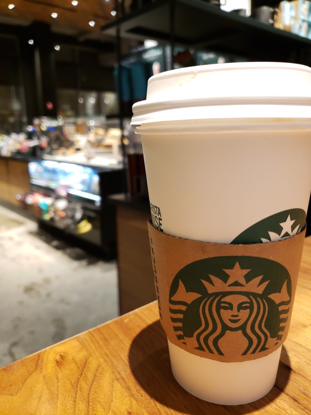 Starbucks | cafe | 469 W Chicago Ave, Chicago, IL 60654, USA | 7735720662 OR +1 773-572-0662