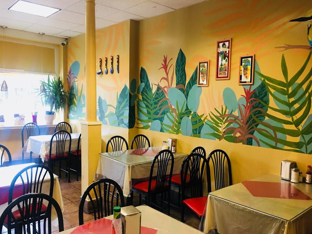 Montecristo Restaurant | restaurant | 146 Broadway, Somerville, MA 02145, USA | 6176288458 OR +1 617-628-8458