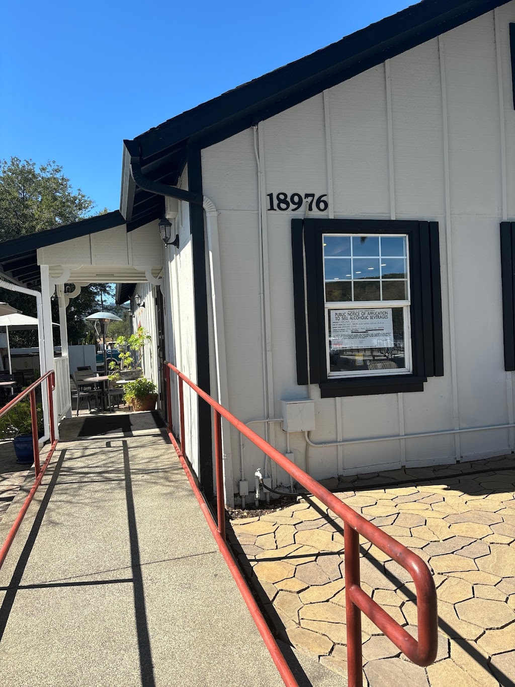 Verano Cafe | restaurant | 18976 Sonoma Hwy, Sonoma, CA 95476, USA | 7079316837 OR +1 707-931-6837