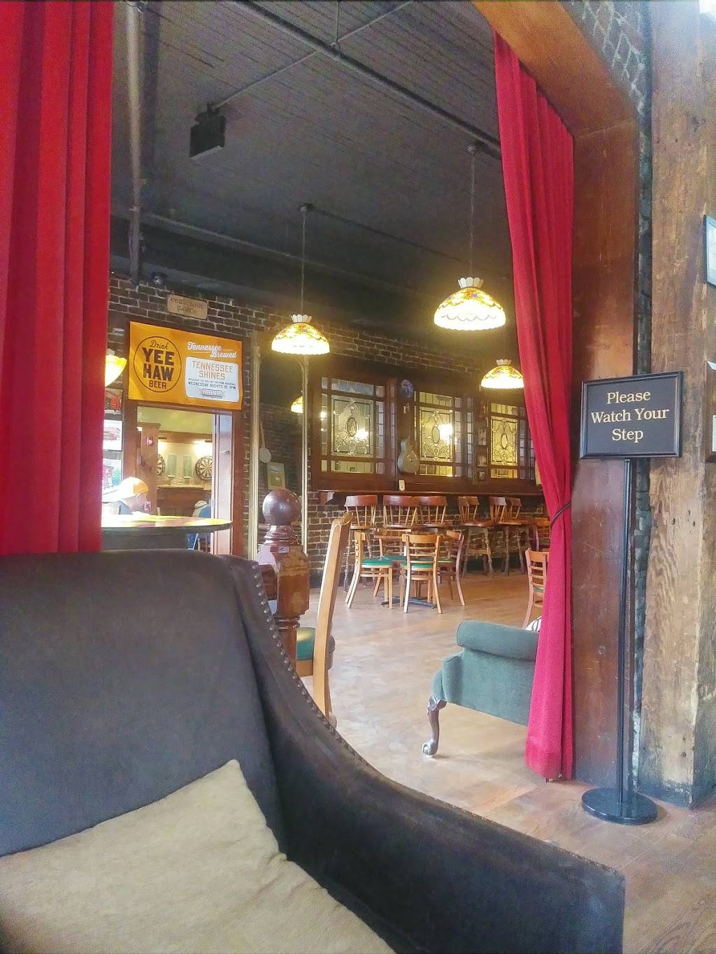 Boyd’s Jig and Reel | restaurant | 101 S Central St, Knoxville, TN 37902, USA | 8652477066 OR +1 865-247-7066