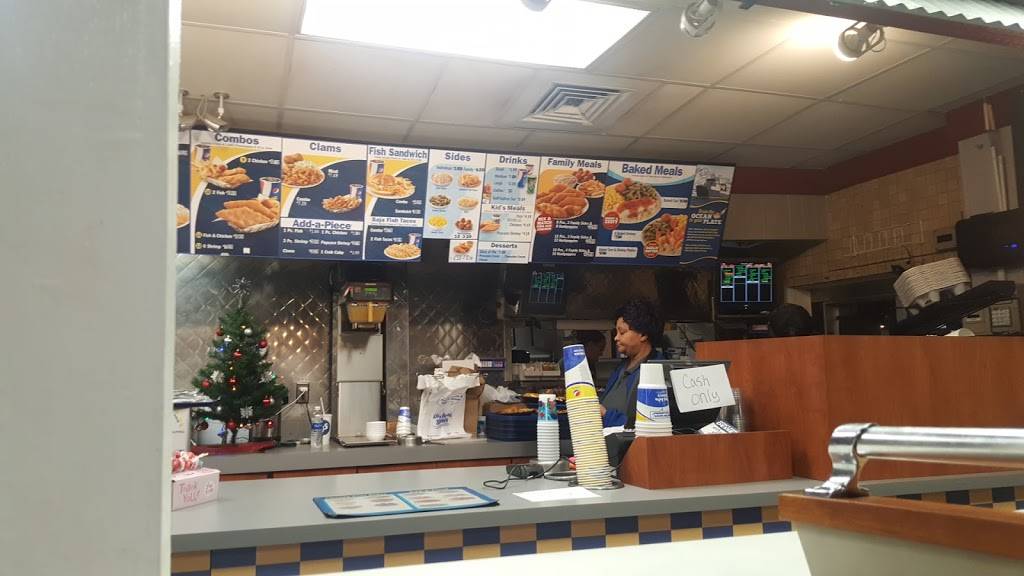 Long John Silvers | restaurant | 2746 SW Fairlawn Rd, Topeka, KS 66614, USA | 7852732190 OR +1 785-273-2190