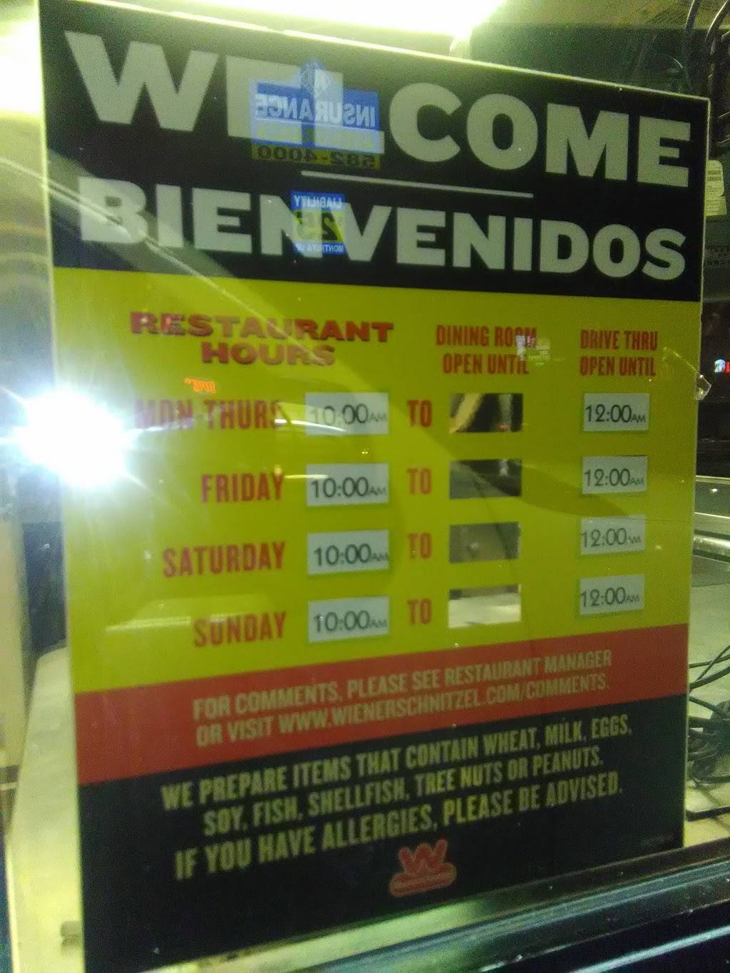 Wienerschnitzel | restaurant | 1218 E Rio Grande St, Victoria, TX 77901, USA | 3615780962 OR +1 361-578-0962