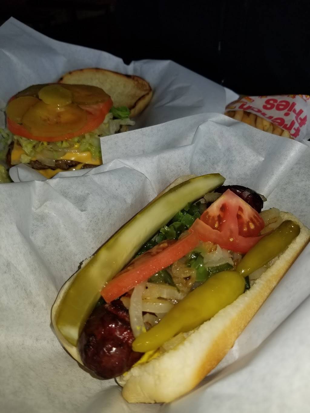 Geos Gyros | meal takeaway | 7090 W 79th St, Burbank, IL 60459, USA | 7084303333 OR +1 708-430-3333