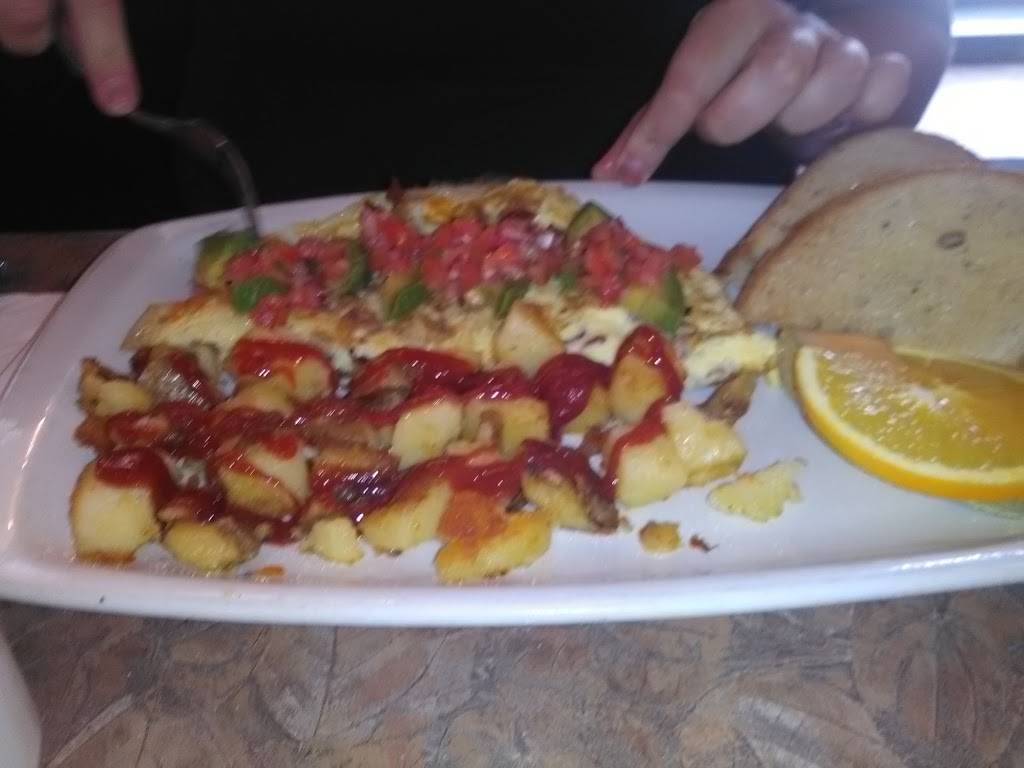 Eggsmart | restaurant | 40 Bolton St, Bobcaygeon, ON K0M 1A0, Canada | 7057310101 OR +1 705-731-0101