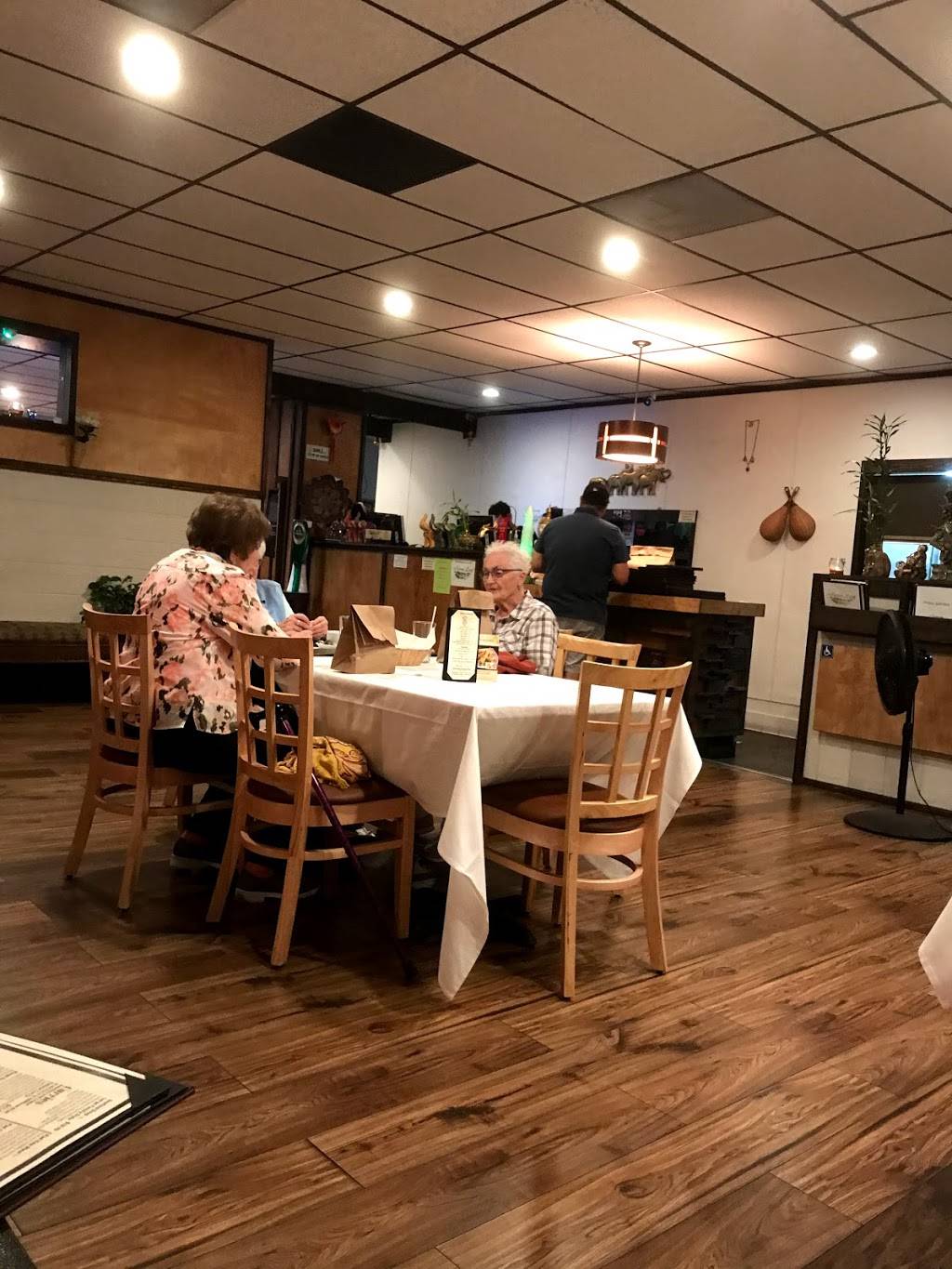 The Green Leaf Thai Cuisine | restaurant | 7756 Greenleaf Ave, Whittier, CA 90602, USA | 5626988570 OR +1 562-698-8570