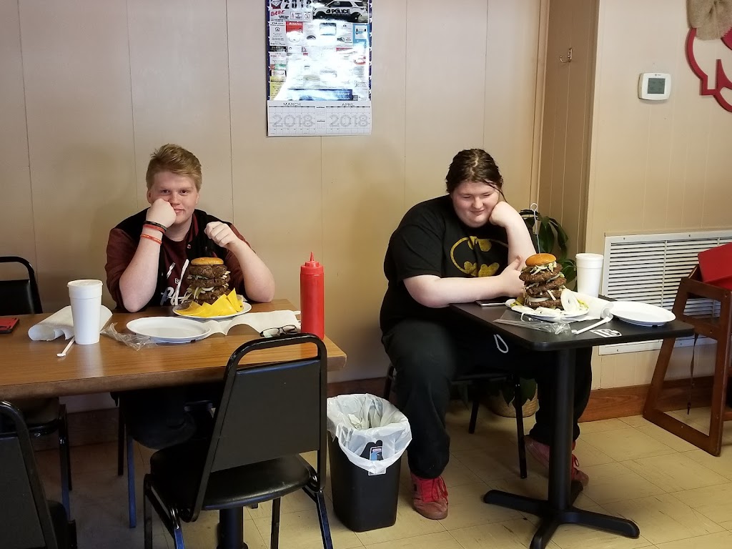 JBs Speedy Burger | restaurant | 718 S Lincoln Ave, Star City, AR 71667, USA | 8706284763 OR +1 870-628-4763