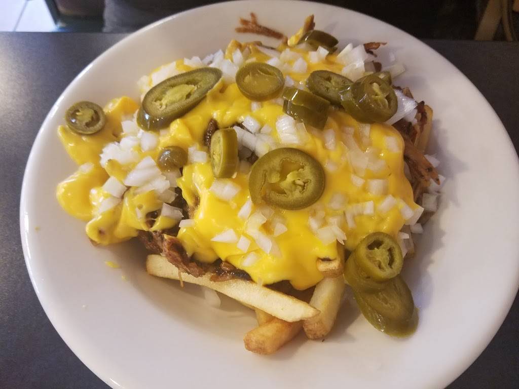 Grillin Wings & More | restaurant | 4410 Chicago Dr SW, Grandville, MI 49418, USA | 6167855337 OR +1 616-785-5337