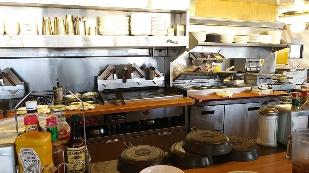 Waffle House | meal takeaway | 2340 N Washington St, Forrest City, AR 72335, USA | 8706330926 OR +1 870-633-0926