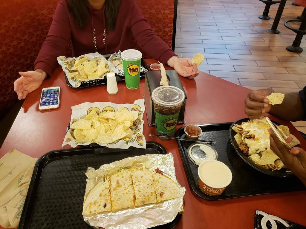 Moes Southwest Grill | restaurant | 722 N Main St, West Hartford, CT 06117, USA | 8602064283 OR +1 860-206-4283