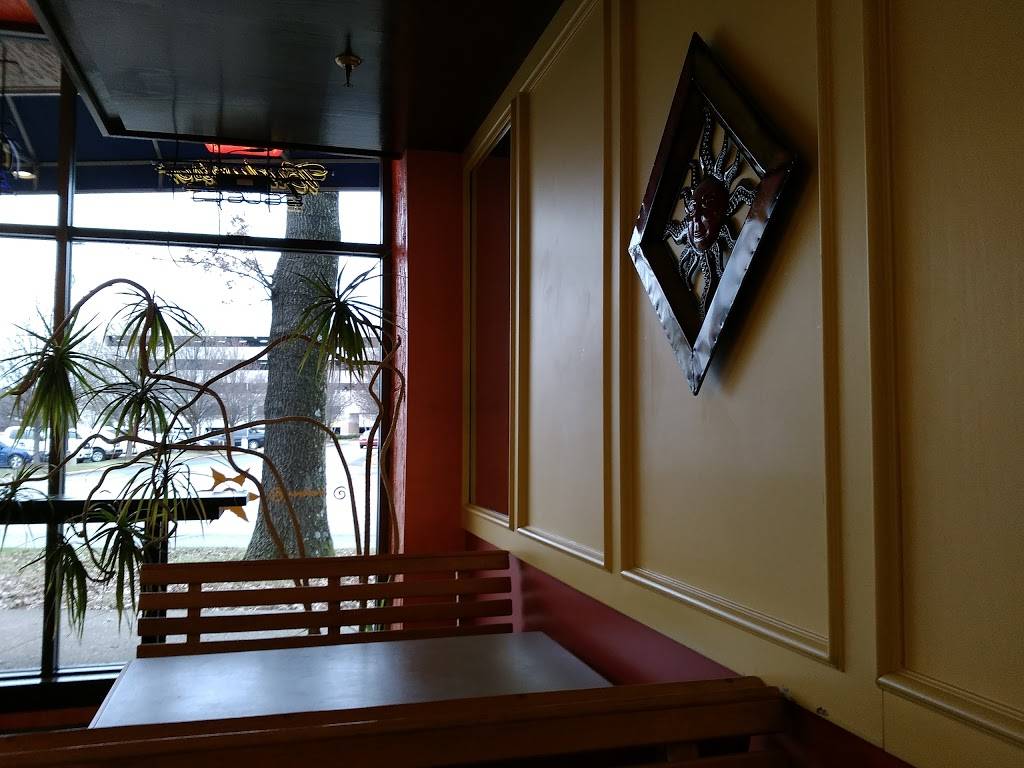 Bazos Fresh Mexican Grill | restaurant | 4014 Dutchmans Ln, Louisville, KY 40207, USA | 5028999600 OR +1 502-899-9600