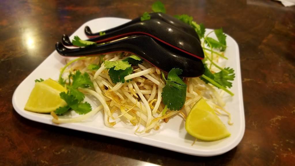 Jacks Pho House | restaurant | 10 W Main St, Marshalltown, IA 50158, USA | 6413281480 OR +1 641-328-1480