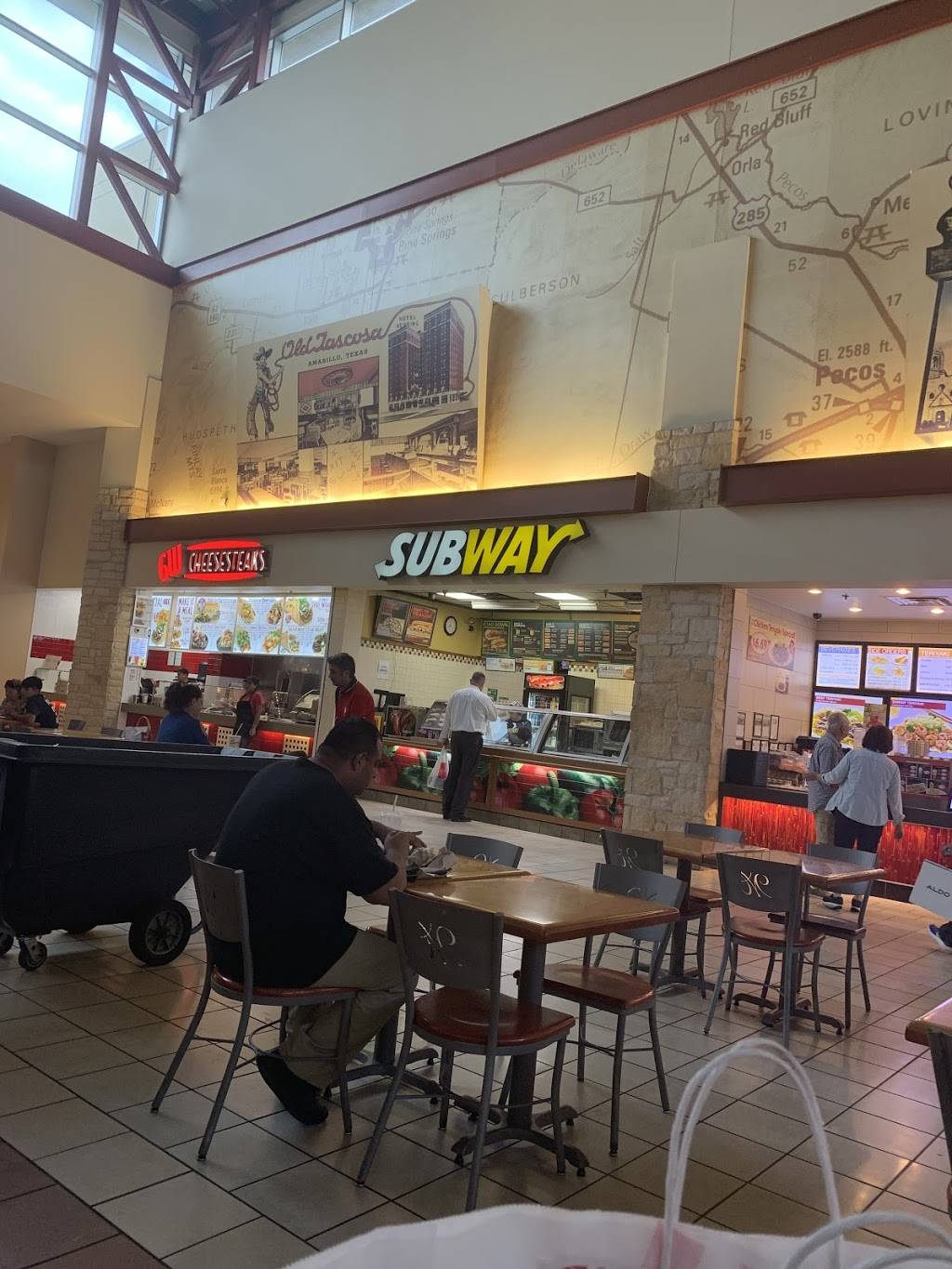 Subway Restaurants | restaurant | Mall, 900 Gessner Rd Ste 395G, Houston, TX 77024, USA | 7134611145 OR +1 713-461-1145