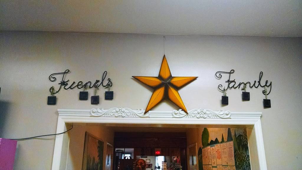 Friends & Family Restaurant | restaurant | 100 Woodland Dr, Pearisburg, VA 24134, USA | 5409214717 OR +1 540-921-4717
