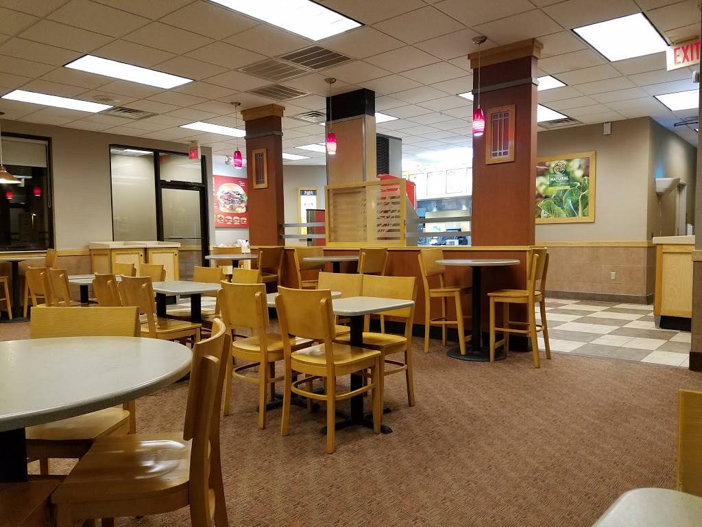 Wendys | restaurant | 4901 SE 14th St, Des Moines, IA 50320, USA | 5152858823 OR +1 515-285-8823