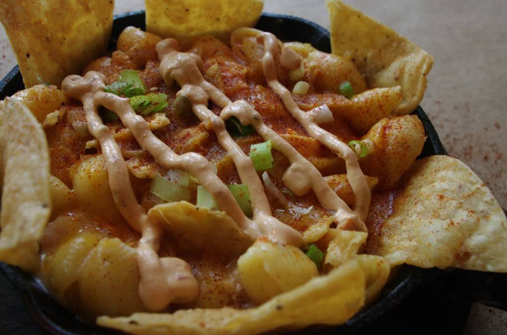 Big Green Q | restaurant | 6023 Maple St, Omaha, NE 68104, USA | 4022163000 OR +1 402-216-3000