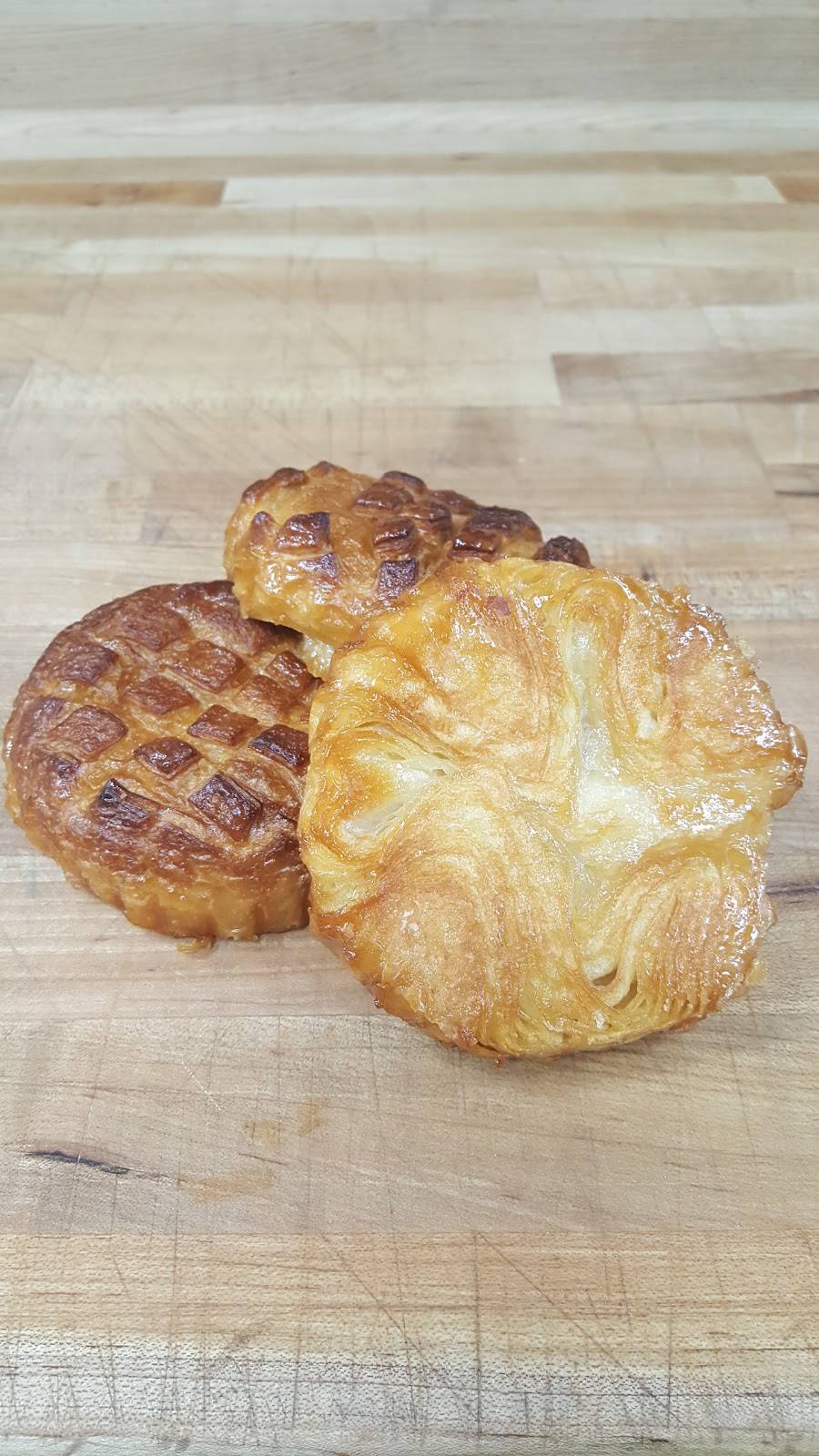 Breadologie Bakery Inc. | bakery | 17517 Chatsworth St, Granada Hills, CA 91344, USA | 8184881390 OR +1 818-488-1390