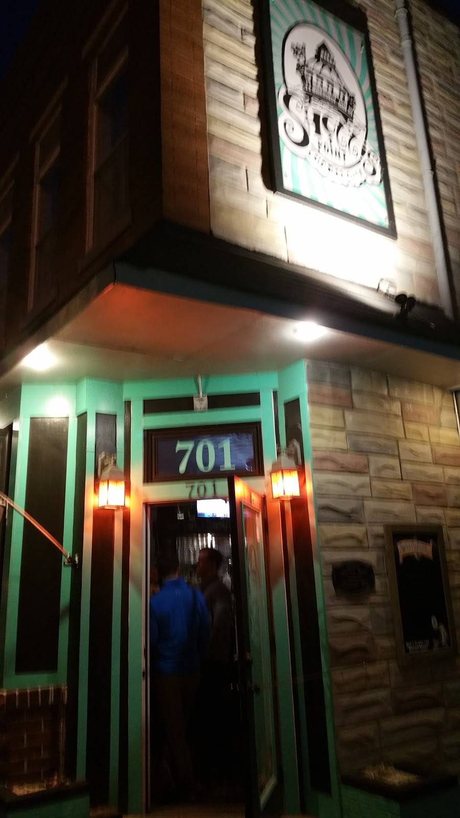 Shottis Point | restaurant | 701 E Fort Ave, Baltimore, MD 21230, USA | 4437596497 OR +1 443-759-6497