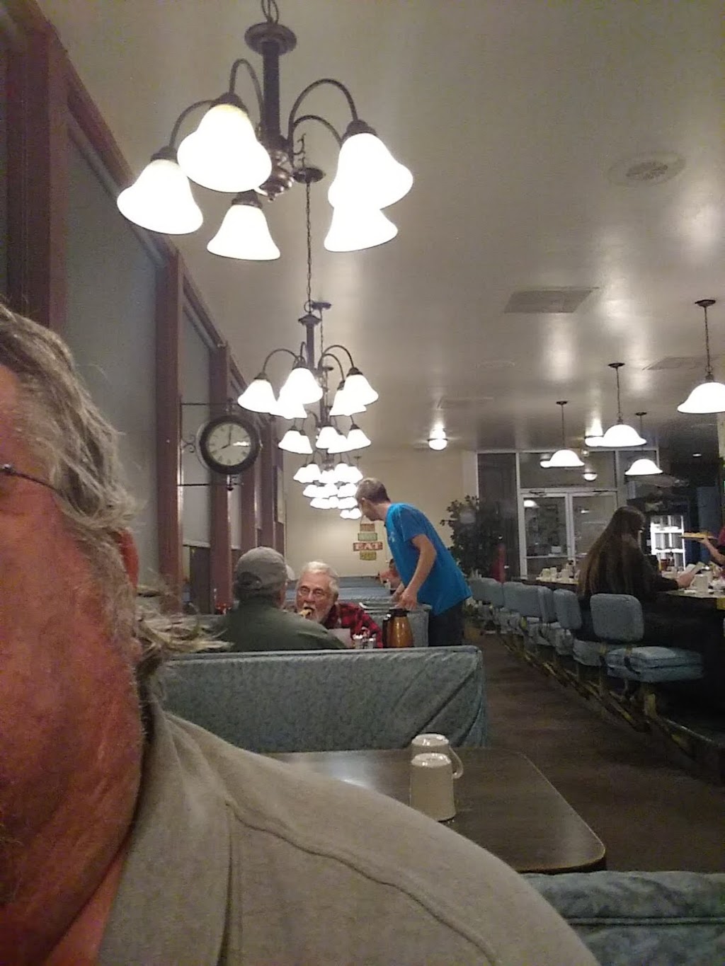 Kozy Kitchen | restaurant | 531 8th St, Myrtle Point, OR 97458, USA | 5415723222 OR +1 541-572-3222