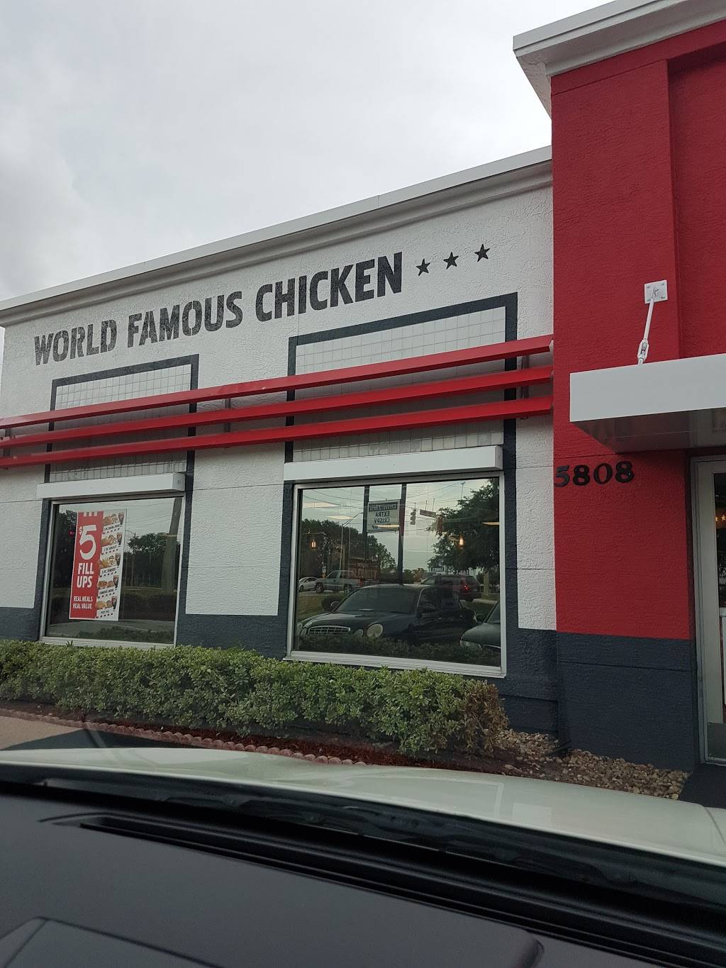 KFC | restaurant | 5808 Cinderlane Pkwy, Orlando, FL 32810, USA | 4072914363 OR +1 407-291-4363