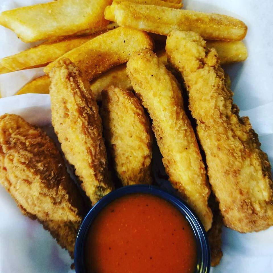 Dripping Wings | restaurant | 18325 Ranch Rd 12, Wimberley, TX 78676, USA | 5126456858 OR +1 512-645-6858