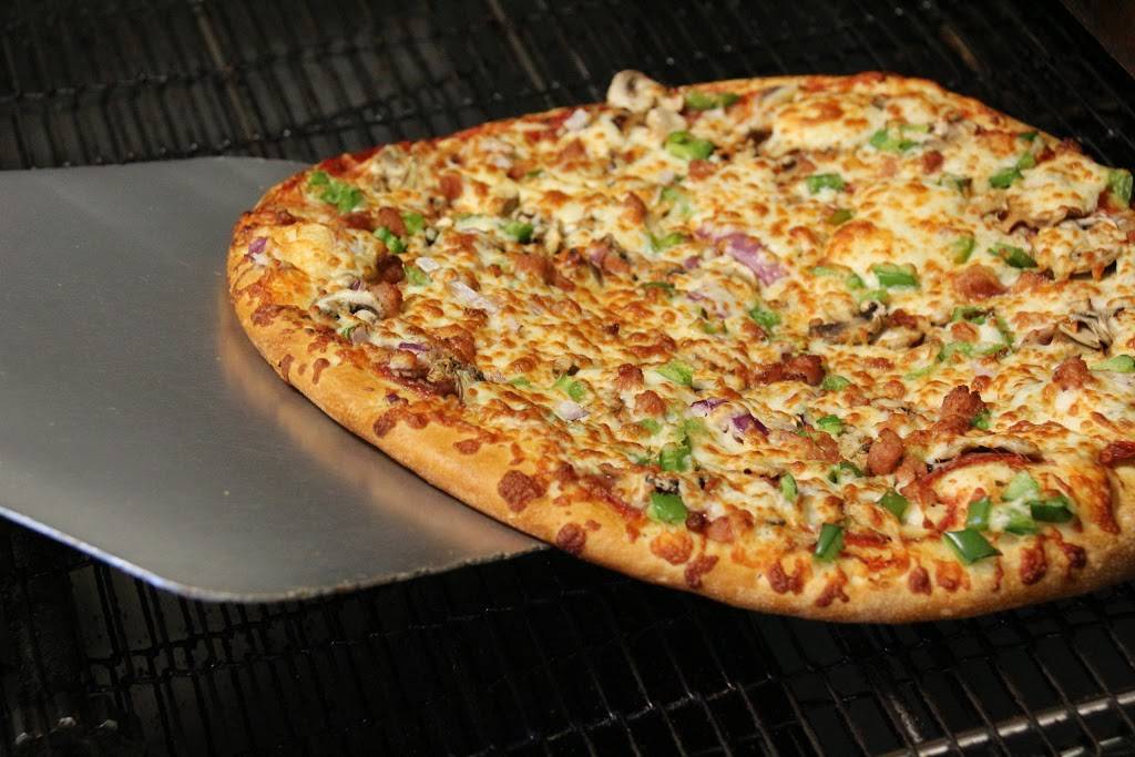 Tillson Pizza | meal takeaway | 67 Tillson Ave, Tillsonburg, ON N4G 3A2, Canada | 5196882289 OR +1 519-688-2289