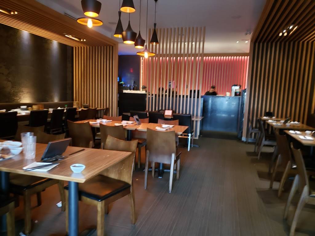 August 8 Oakville | restaurant | 280 North Service Rd W, Oakville, ON L6M 2S2, Canada | 9053386228 OR +1 905-338-6228