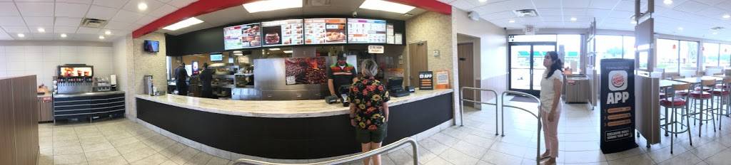 Burger King | restaurant | 8404 S Texas 6, Houston, TX 77083, USA | 2819886770 OR +1 281-988-6770