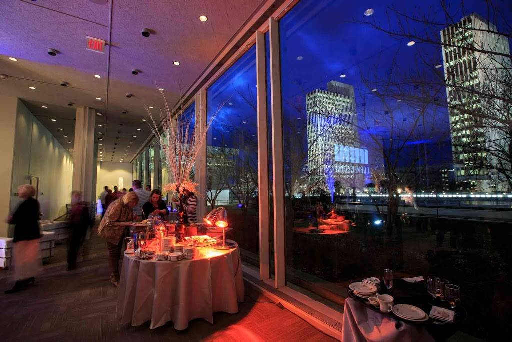 Cornerstone at the Plaza | restaurant | S Mall Arterial, Albany, NY 12210, USA | 5186882134 OR +1 518-688-2134