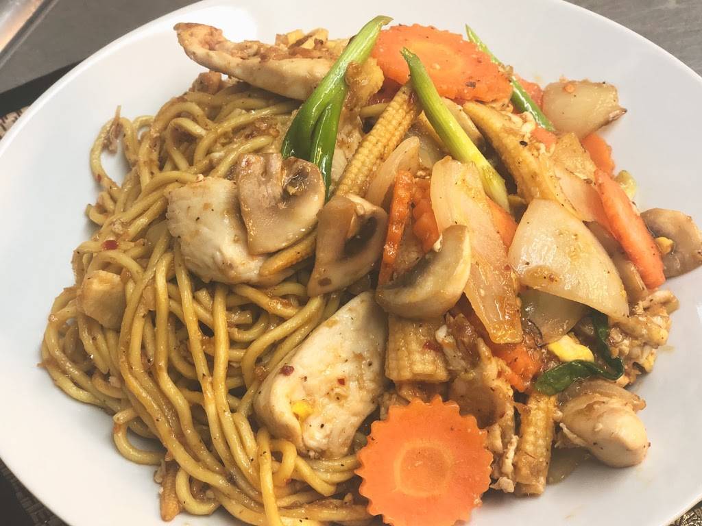 Bangkok Thai Kitchen | restaurant | 321B W Grove St, Middleborough, MA 02346, USA | 7744194968 OR +1 774-419-4968