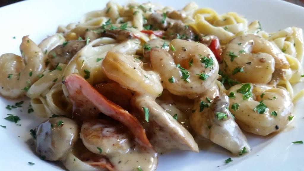 TGI Fridays | restaurant | 2034 Green Acres Mall, Valley Stream, NY 11581, USA | 5165994051 OR +1 516-599-4051