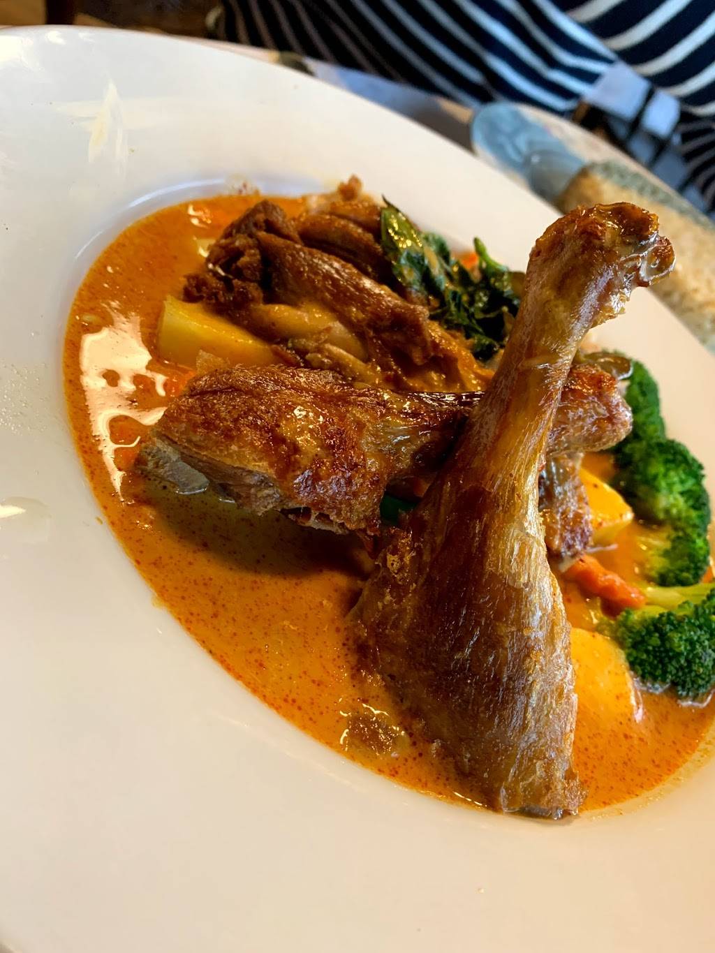 Krua Thai Restaurant | restaurant | 7603 W 21st St, Wichita, KS 67205, USA | 3162391680 OR +1 316-239-1680