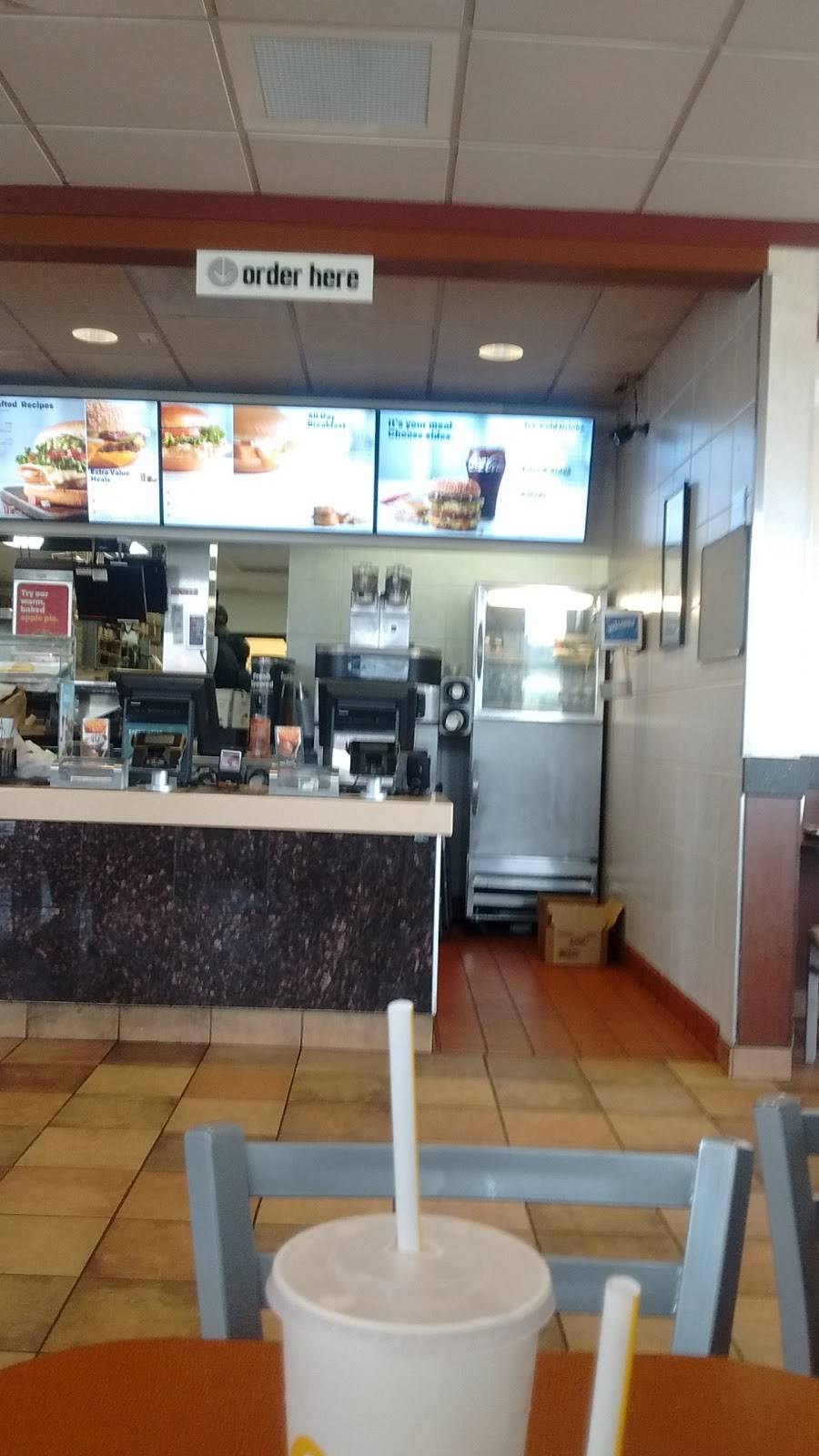 McDonalds | cafe | 493 W Penn Ave, Cleona, PA 17042, USA | 7172725677 OR +1 717-272-5677