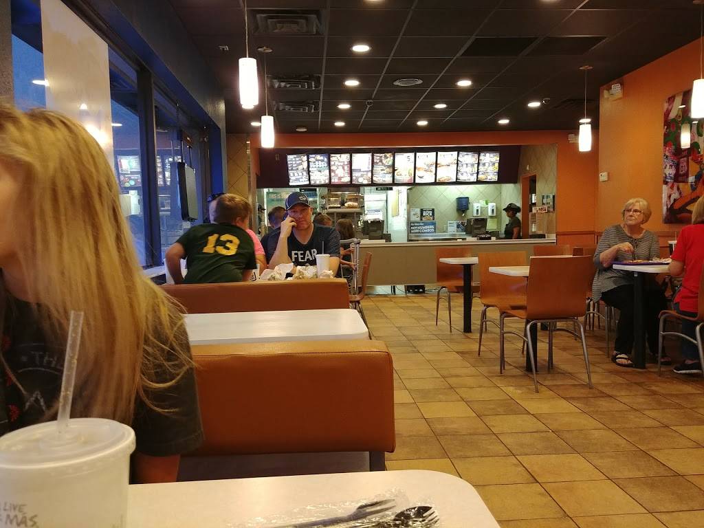 Taco Bell | meal takeaway | 541 US-71, Alma, AR 72921, USA | 4796323373 OR +1 479-632-3373