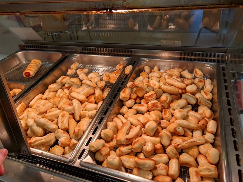 Pretzelmaker | restaurant | Fashion Place, 6191 S State St Suite D-302A, Murray, UT 84107, USA | 8012664434 OR +1 801-266-4434