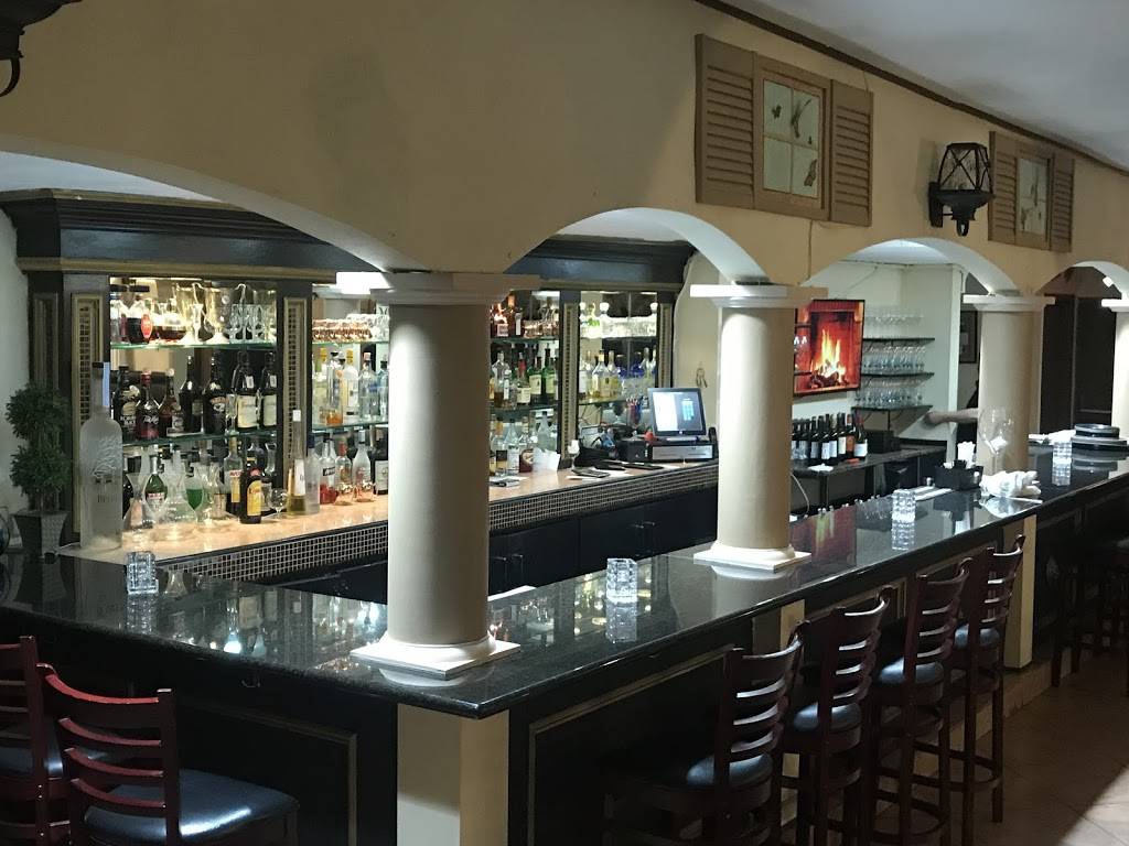 Baci Italian Restaurant | restaurant | 18748 Beach Blvd, Huntington Beach, CA 92648, USA | 7149651194 OR +1 714-965-1194