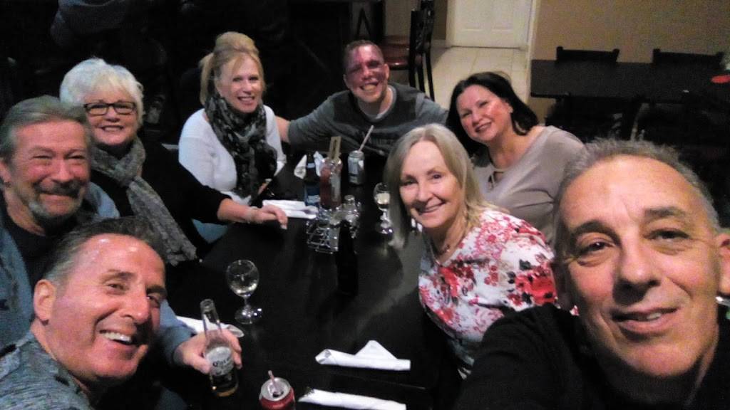 T.JS Bar & Grill | restaurant | 13 Nelson St, Leamington, ON N8H 1G6, Canada | 5193988744 OR +1 519-398-8744