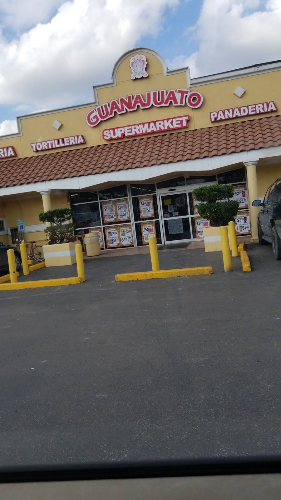 Guanajuato Supermarket | bakery | 5429 E Mt Houston Rd, Houston, TX 77093, USA | 2814422363 OR +1 281-442-2363