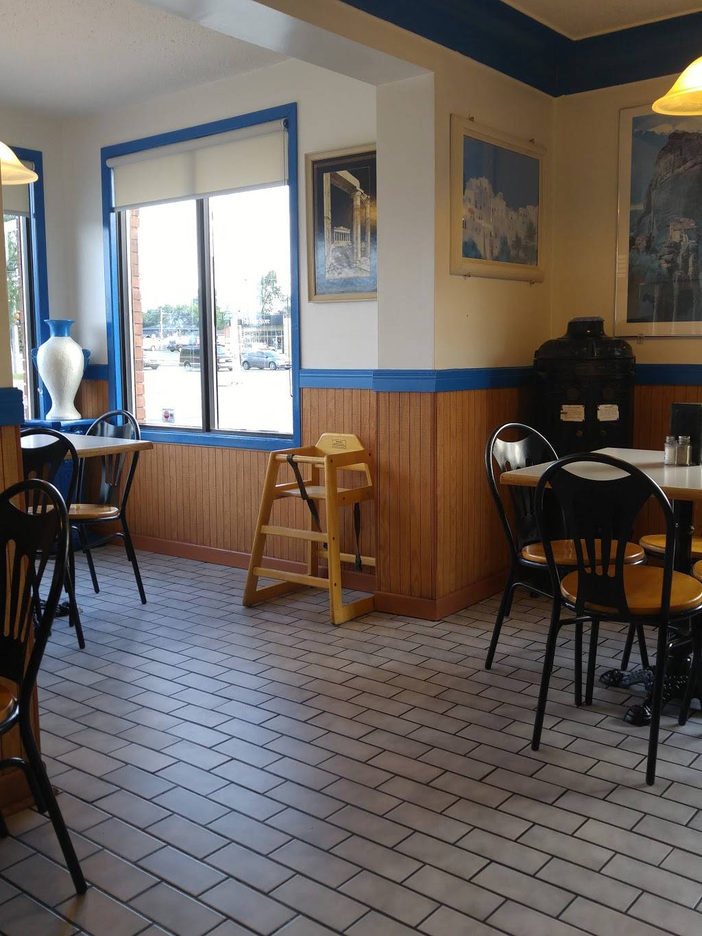 Great Greek Boy | restaurant | 6152 Tecumseh Rd E, Windsor, ON N8T 1E6, Canada | 5199440412 OR +1 519-944-0412