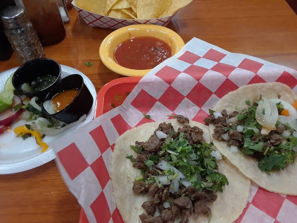 Estela’s Taqueria | restaurant | 802 N Wall St, Calhoun, GA 30701, USA | 7063836624 OR +1 706-383-6624