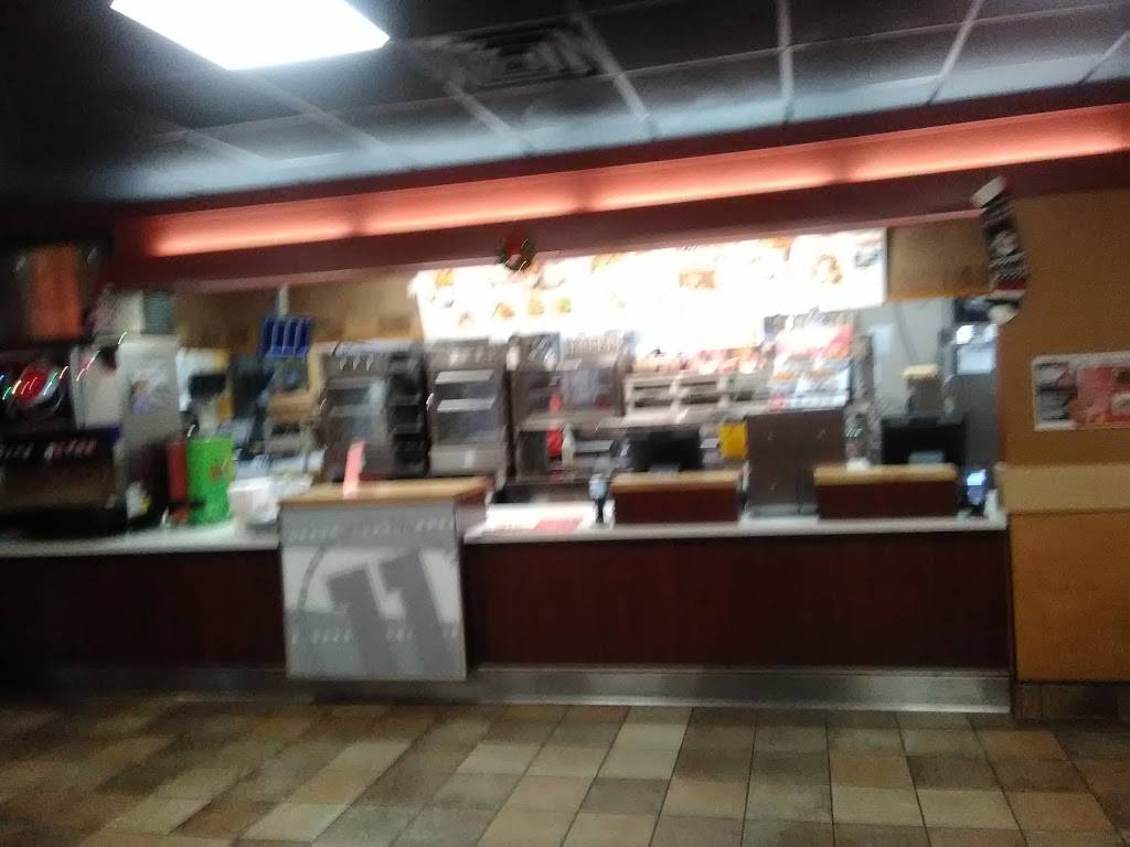 KFC | restaurant | 3900 Hess Rd, Saginaw, MI 48601, USA | 9897548497 OR +1 989-754-8497