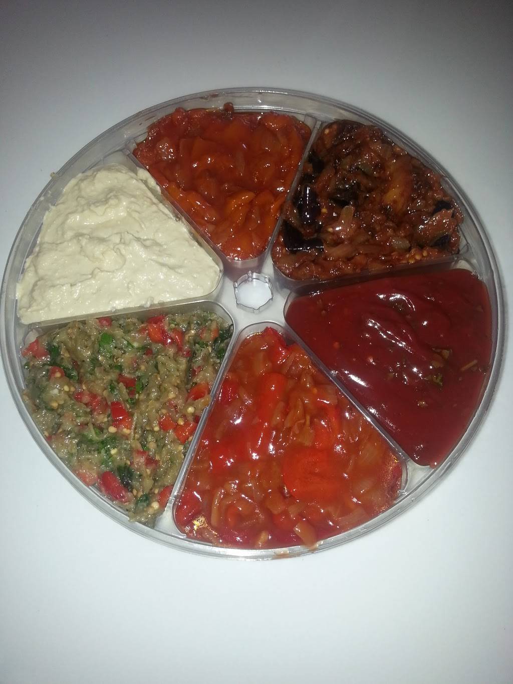 Capris Grill | restaurant | 205 Don Head Village Blvd, Richmond Hill, ON L4C 7R3, Canada | 9052373877 OR +1 905-237-3877