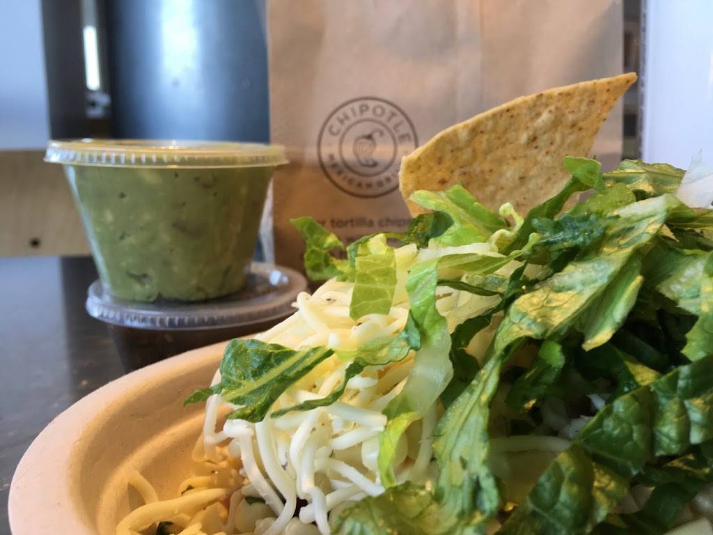 Chipotle Mexican Grill | restaurant | 225 Daniel Webster Hwy, Nashua, NH 03060, USA | 6038880889 OR +1 603-888-0889