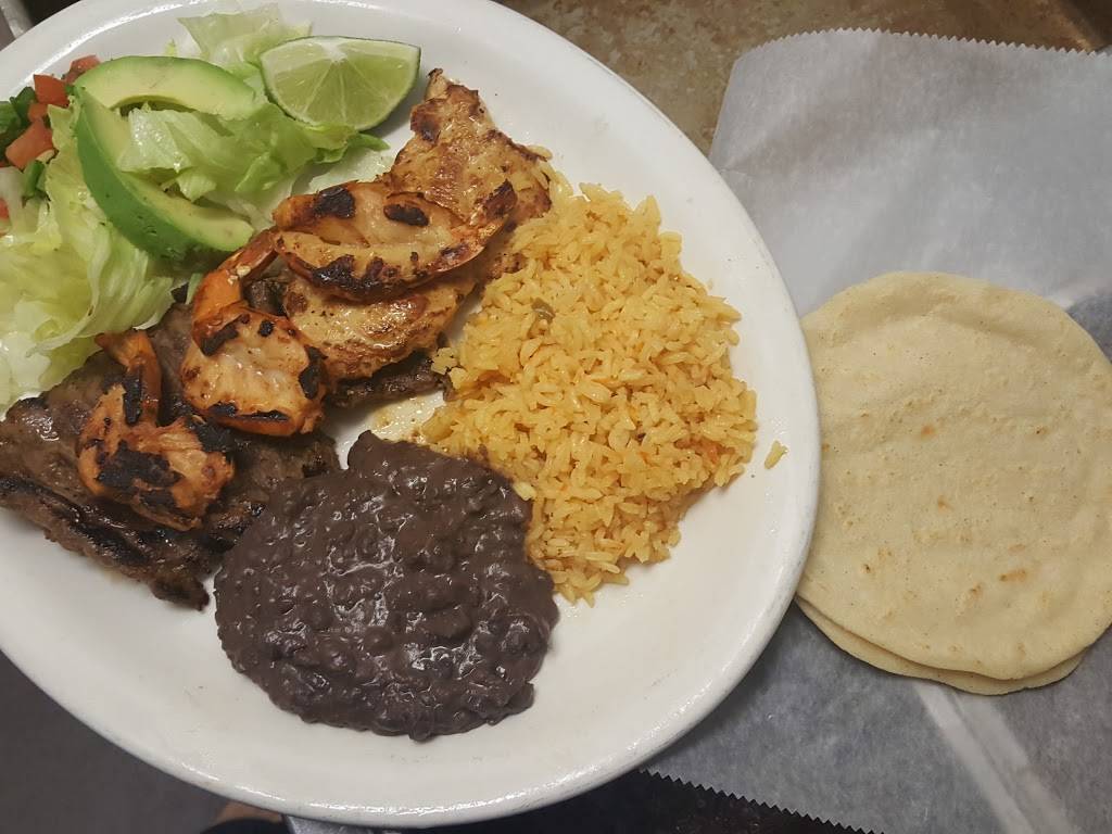 Tienda & Restaurant Latina | restaurant | 4950 W Illinois Ave #115, Dallas, TX 75211, USA | 2143300011 OR +1 214-330-0011