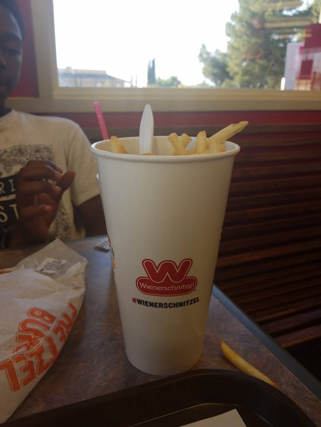 Wienerschnitzel | restaurant | 2011 E Washington St, Colton, CA 92324, USA | 9098249993 OR +1 909-824-9993