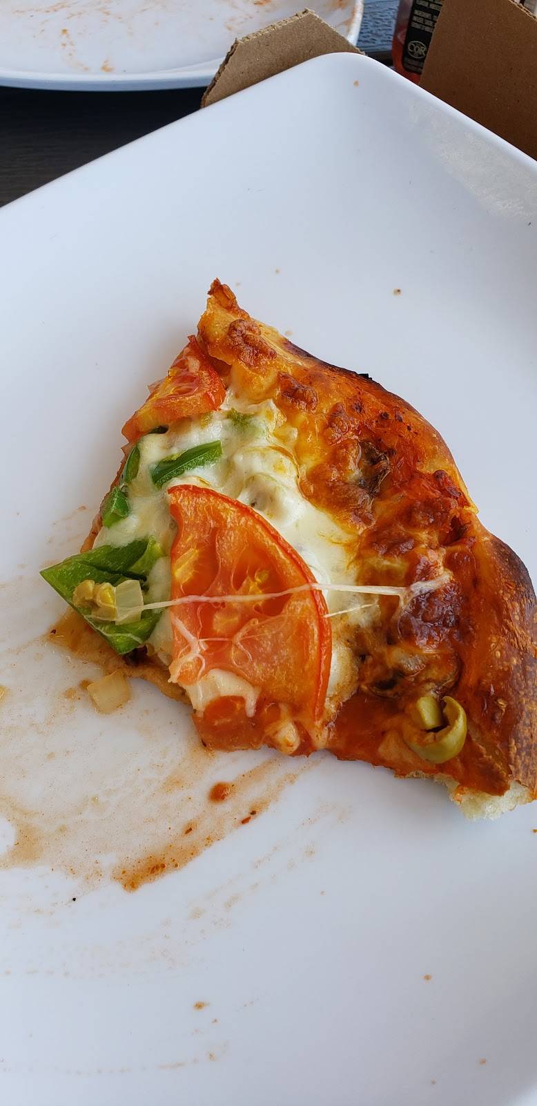 Casse-Croute Au 3 Gars | restaurant | 297 Rue Victoria, Thurso, QC J0X 3B0, Canada | 8199853283 OR +1 819-985-3283